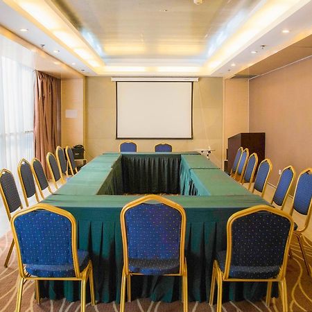 Hotel Metropolo, Zhenjiang, Railway Station Wanda Plaza Zhenjiang  Zewnętrze zdjęcie